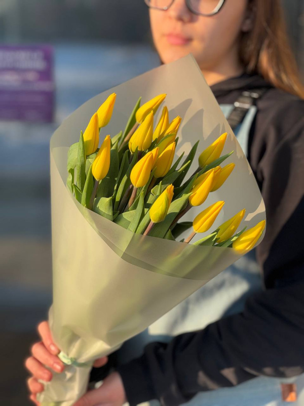 Желтые тюльпаны