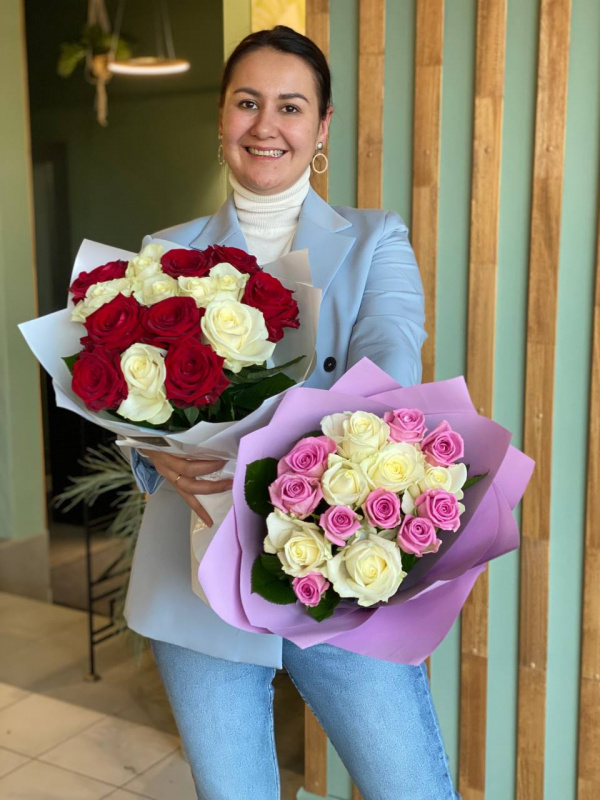 Ароматные российские розы 50 см