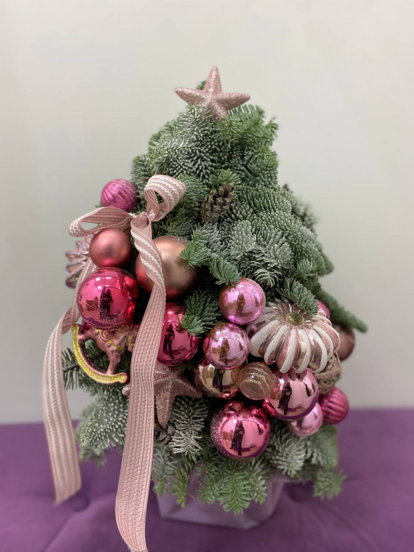 Елка из нобилиса "Зимние просторы"