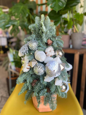 Композиция на стол "Рождественский сад"